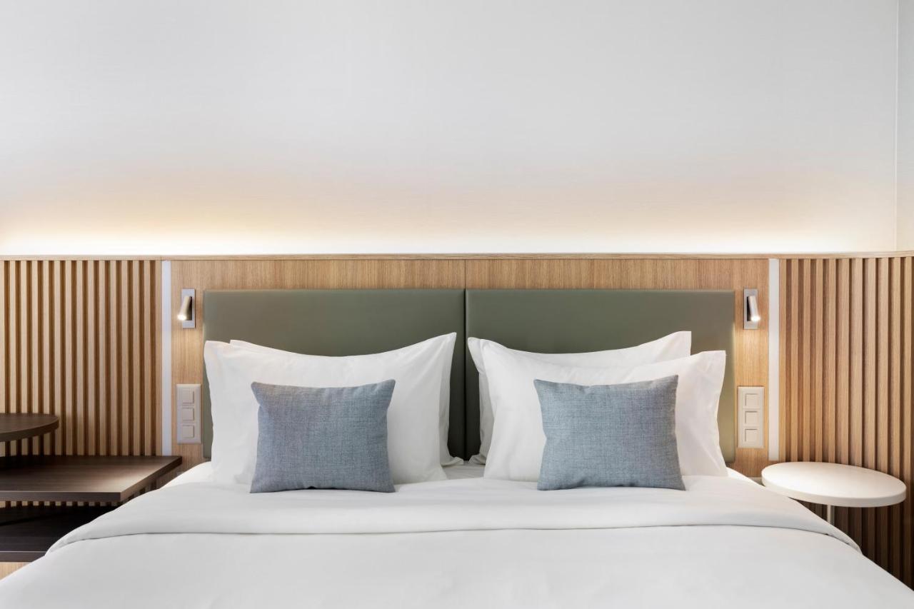 Courtyard By Marriott Biel Bienne Hotel Exterior photo