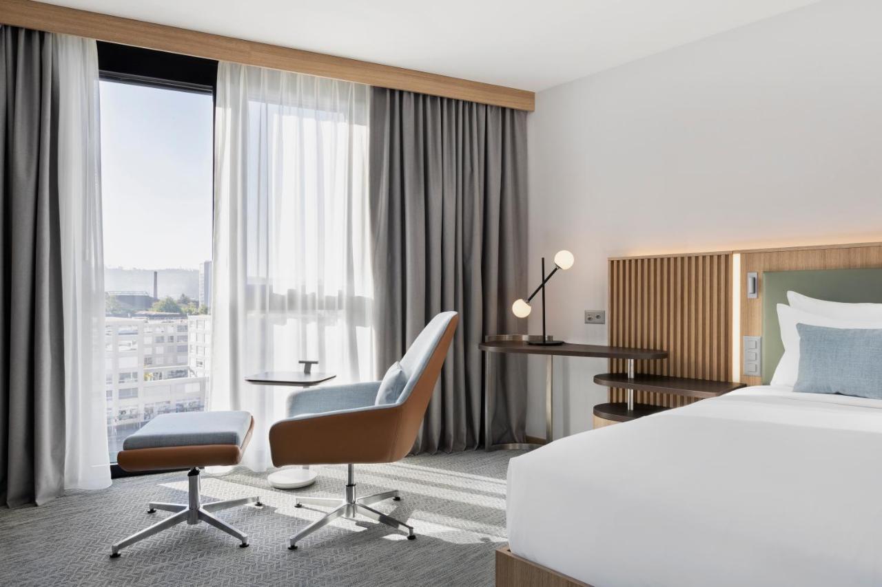 Courtyard By Marriott Biel Bienne Hotel Exterior photo